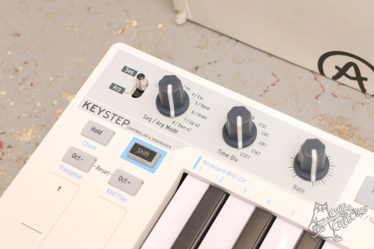 Arturia KeyStep 32 MIDI клавиатура