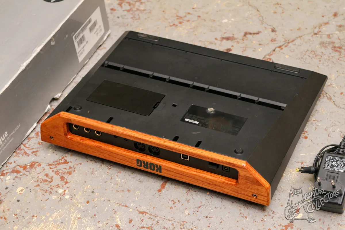 Korg Monologue Аналоговый синтезатор