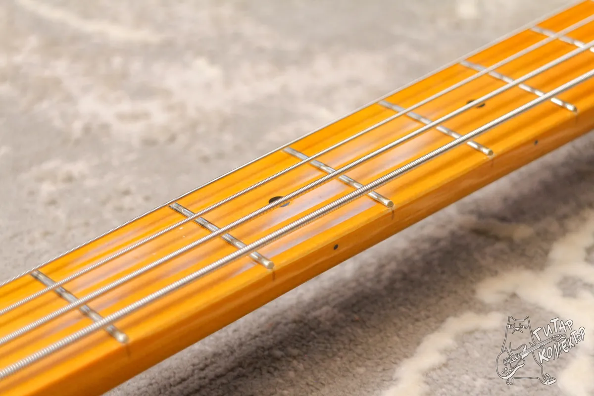 Fender Jazz Bass White Copy