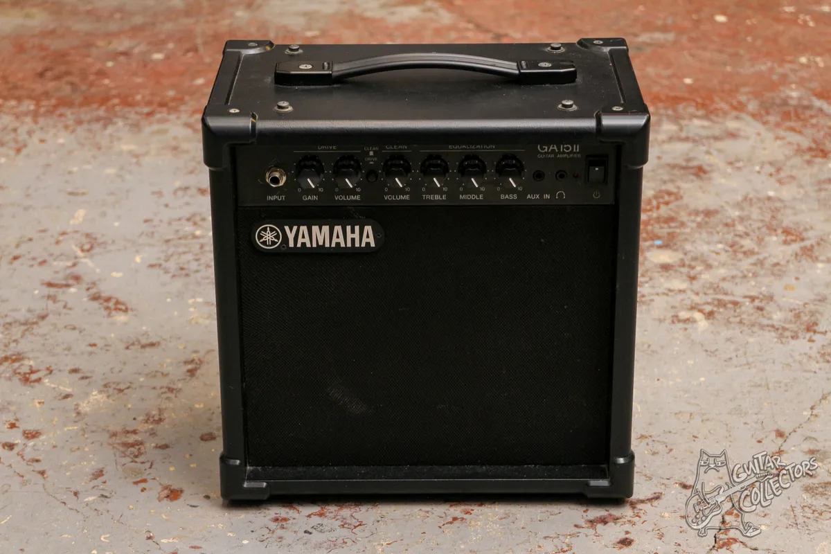 Yamaha GA 15 Guitar Combo