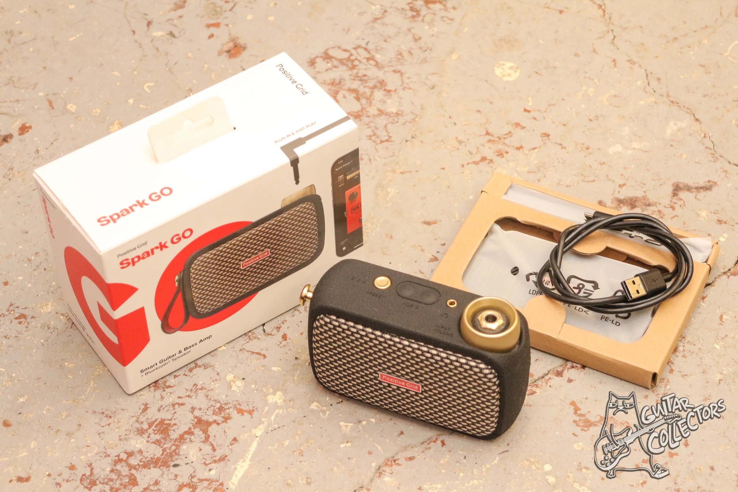 Positive Grid Spark Go Portable Smart Guitar Amp