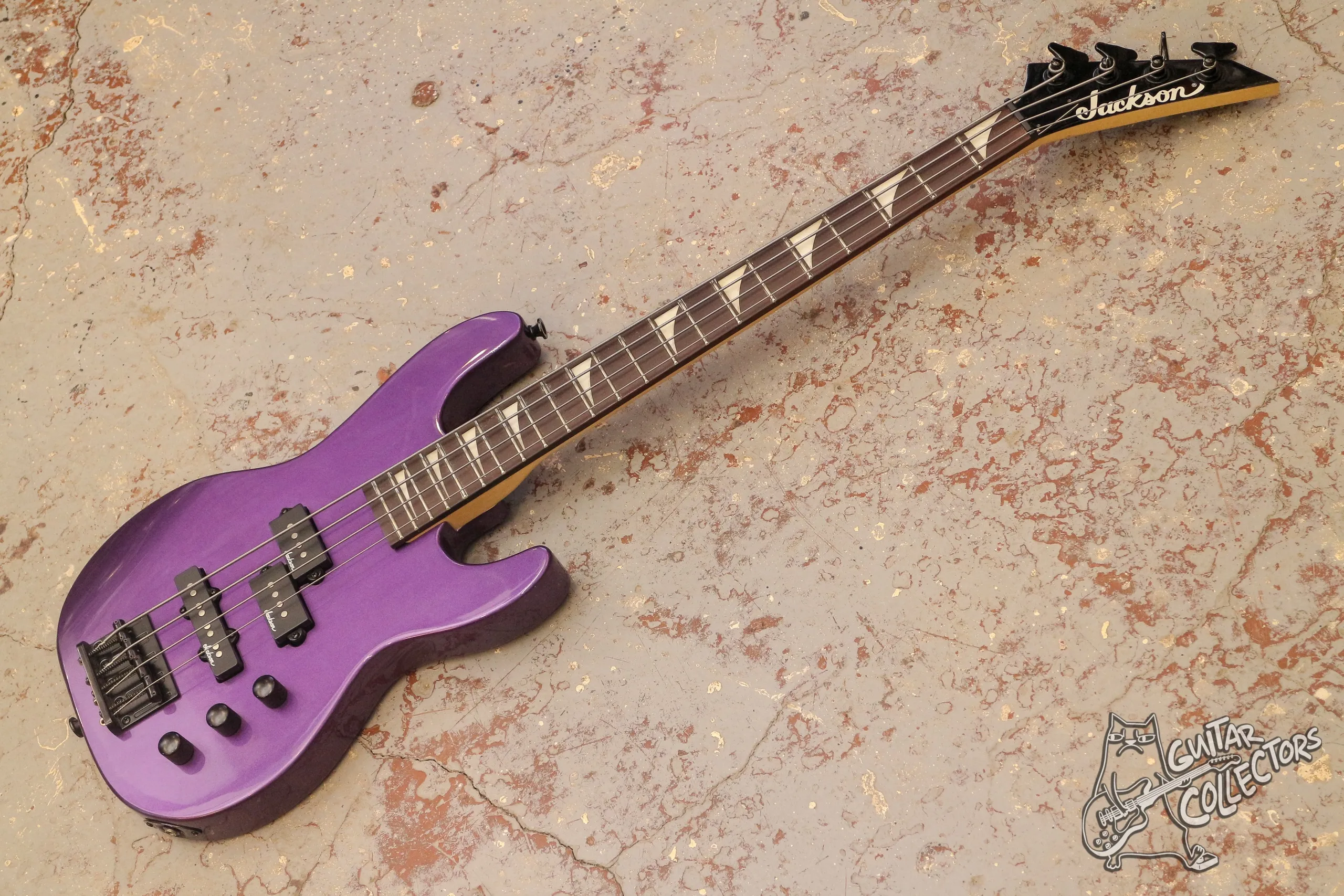 Jackson Concert Bass Minion JS1X Pavo Purple