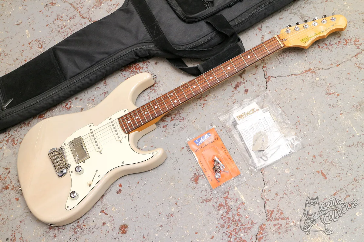 Fret-King Super 60 HB Ice White