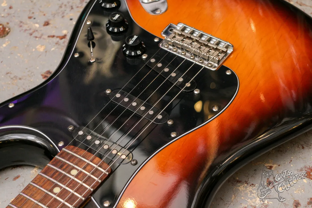 Edwards E-SE-93R LT Stratocaster 3 Tone Sunburst