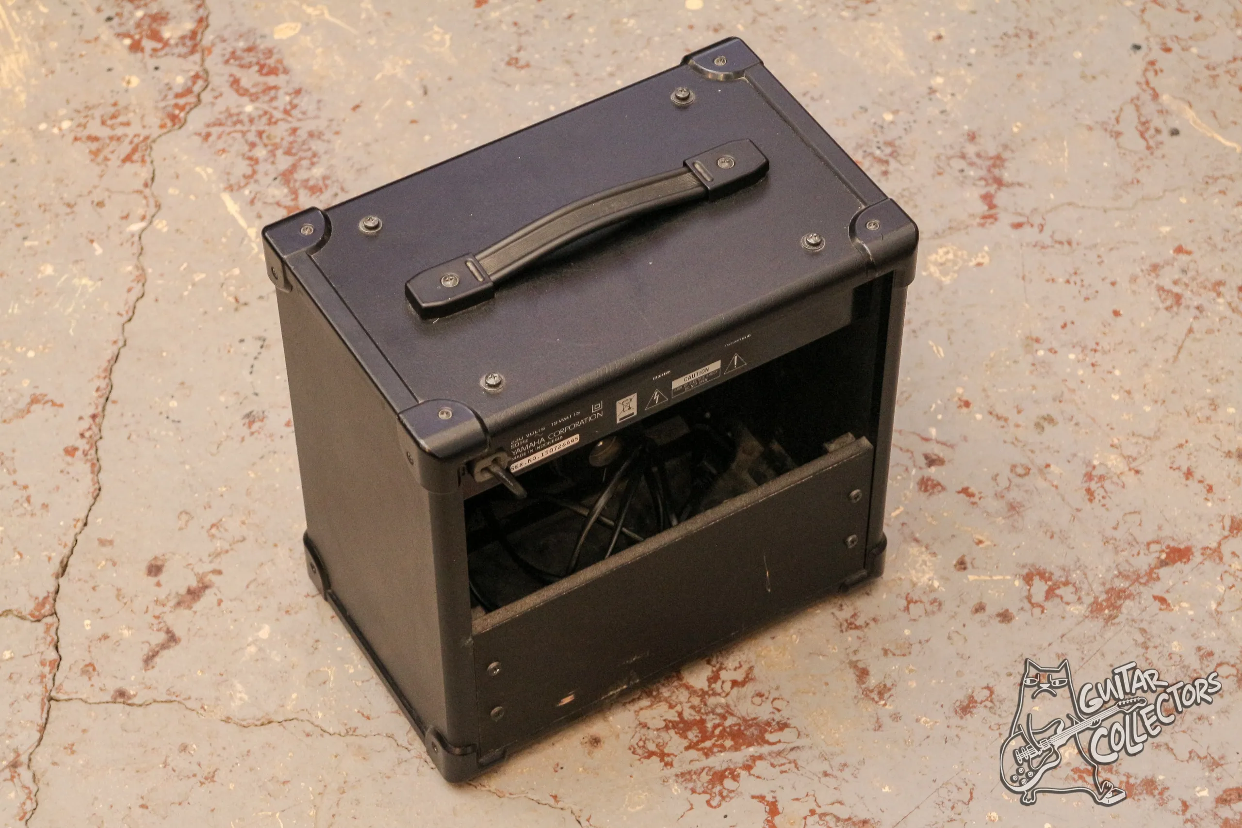 Yamaha GA 15 II Guitar Combo