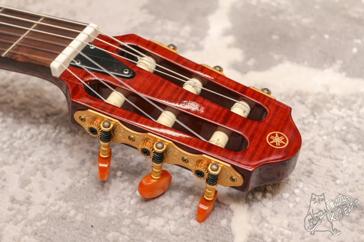 Yamaha SLG110N Silent Classical Guitar