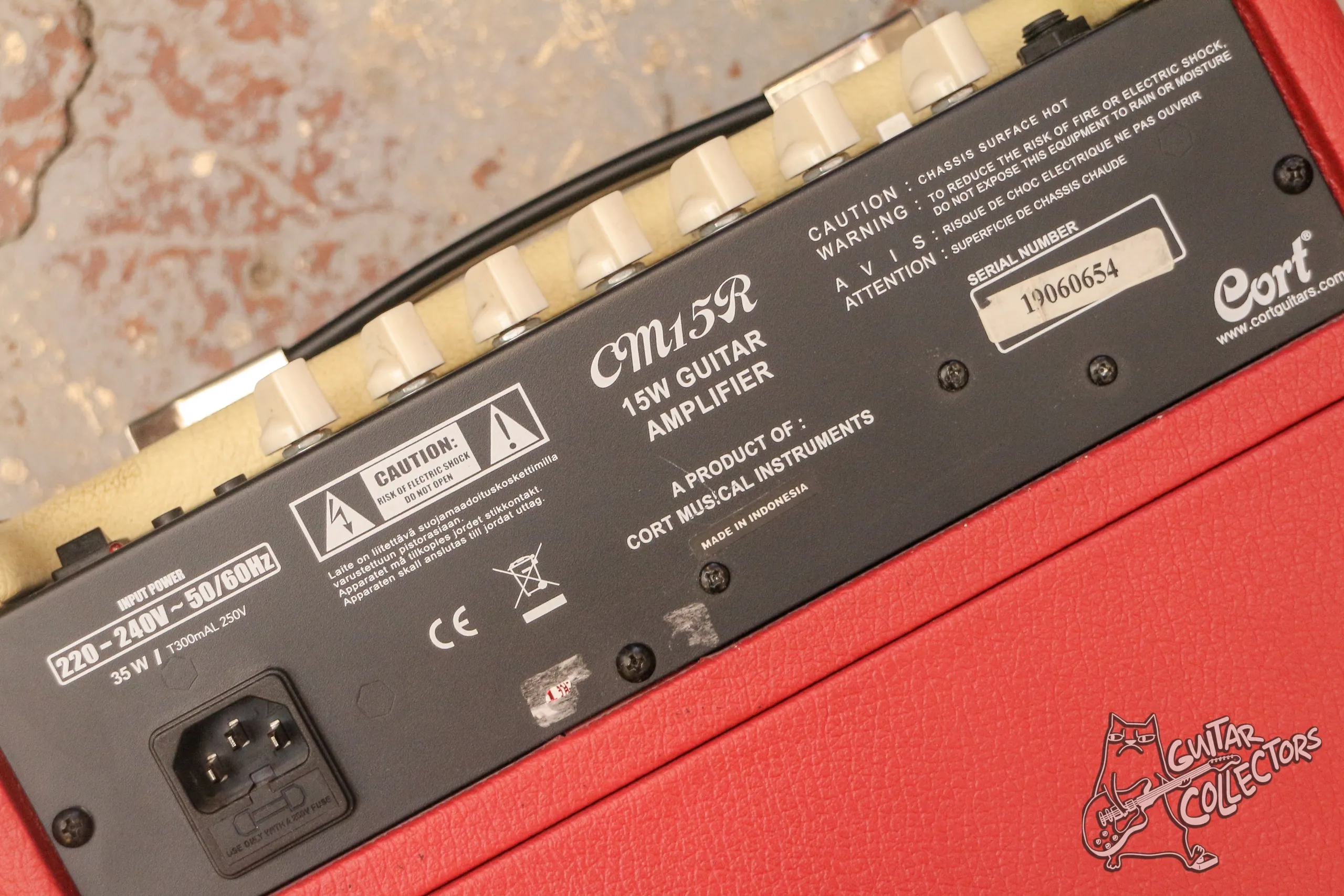 Cort CM 15 R Guitar Combo