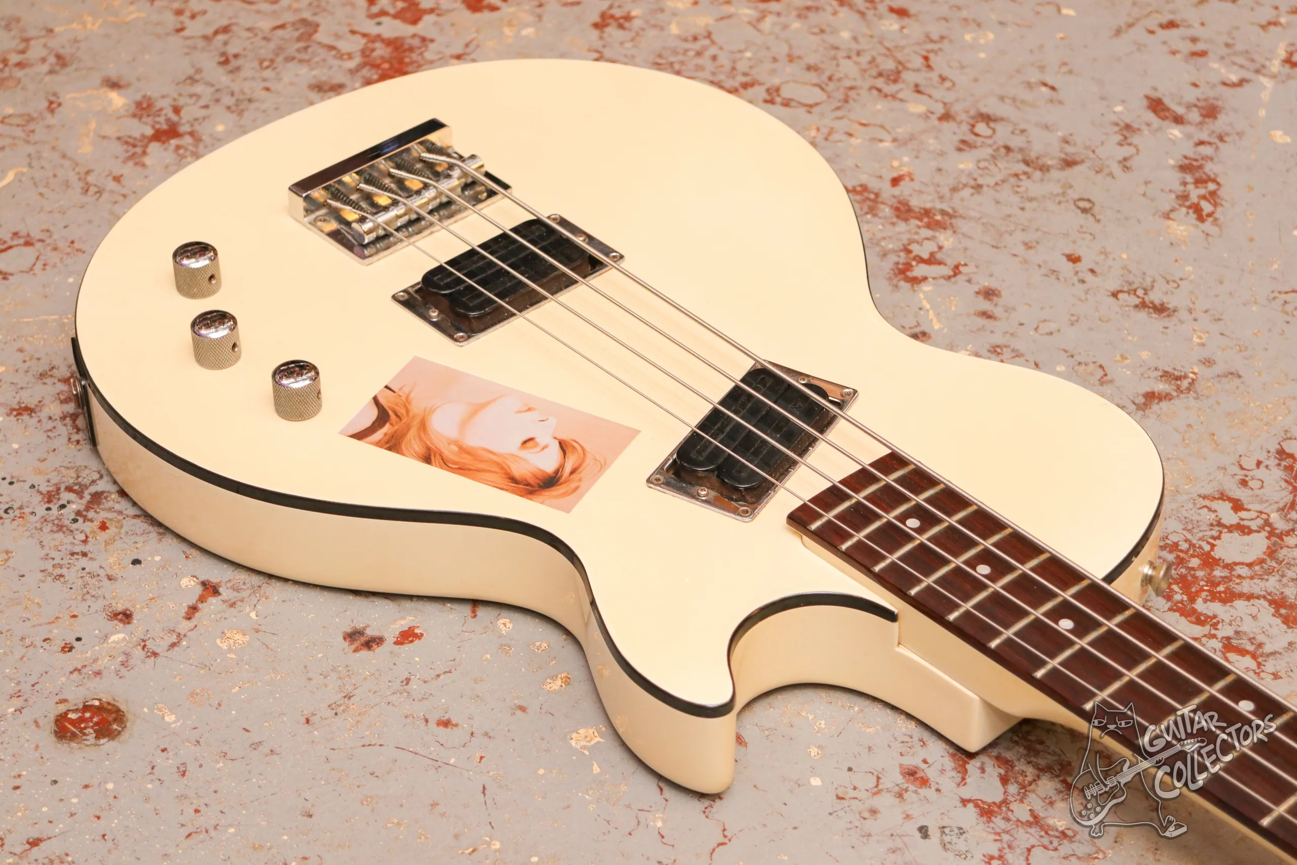 Rockoon by Kawai RCB-50 Les Paul Bass