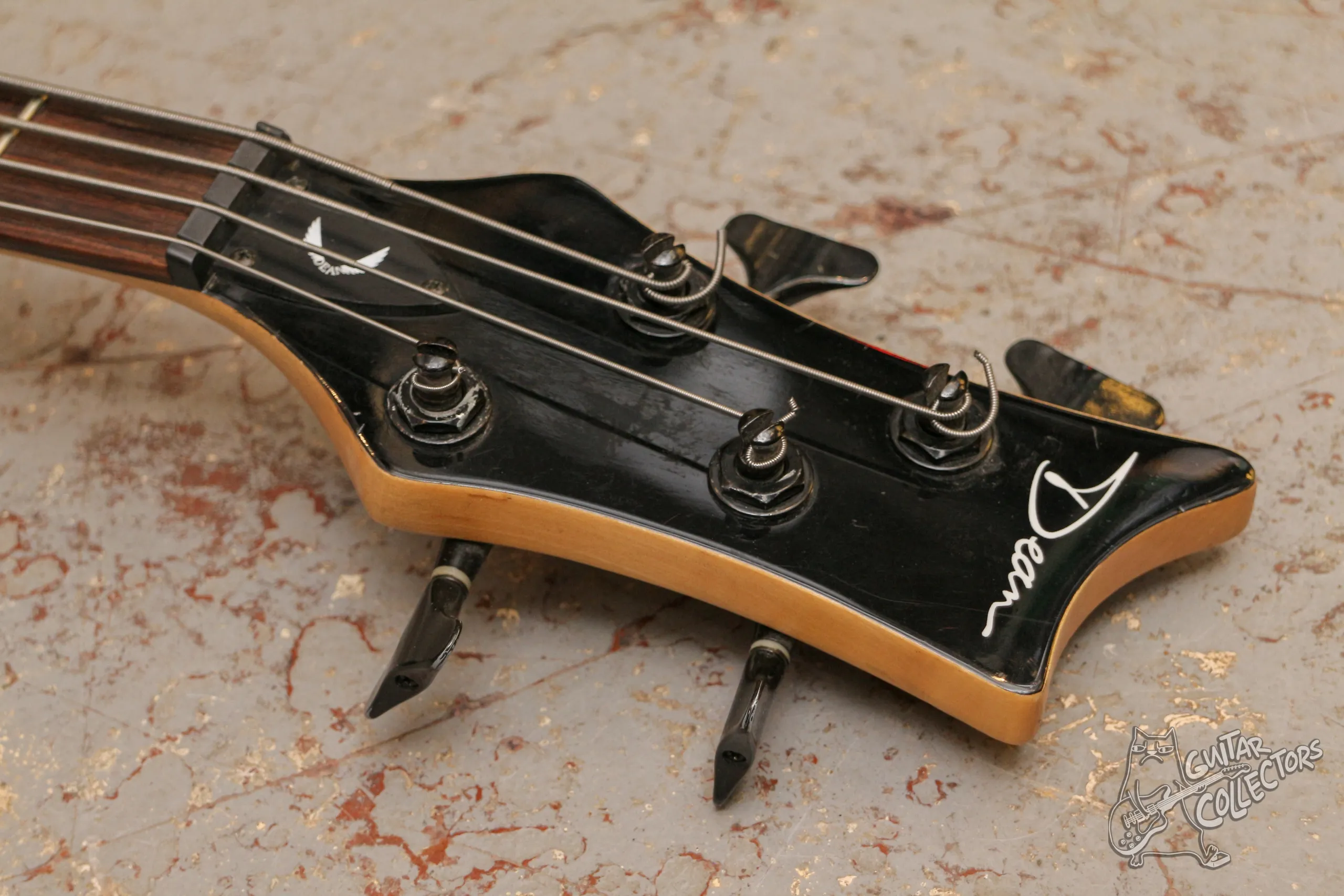 Dean E10APJ Skull PJ Bass