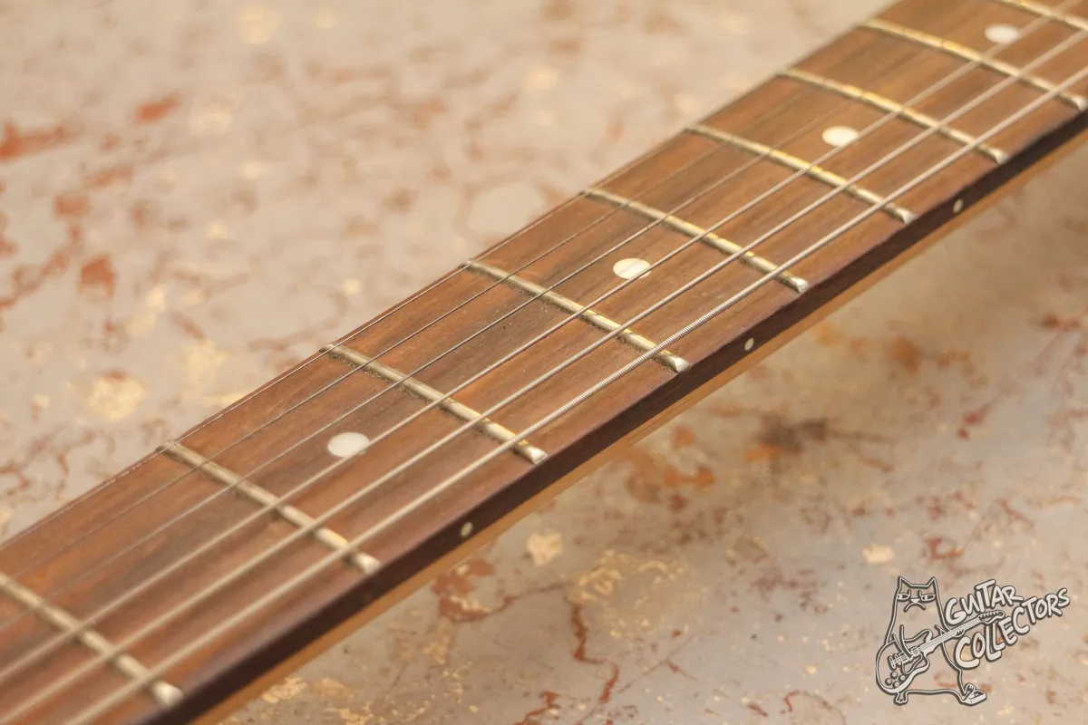 Dean Playmate Avalanche Stratocaster