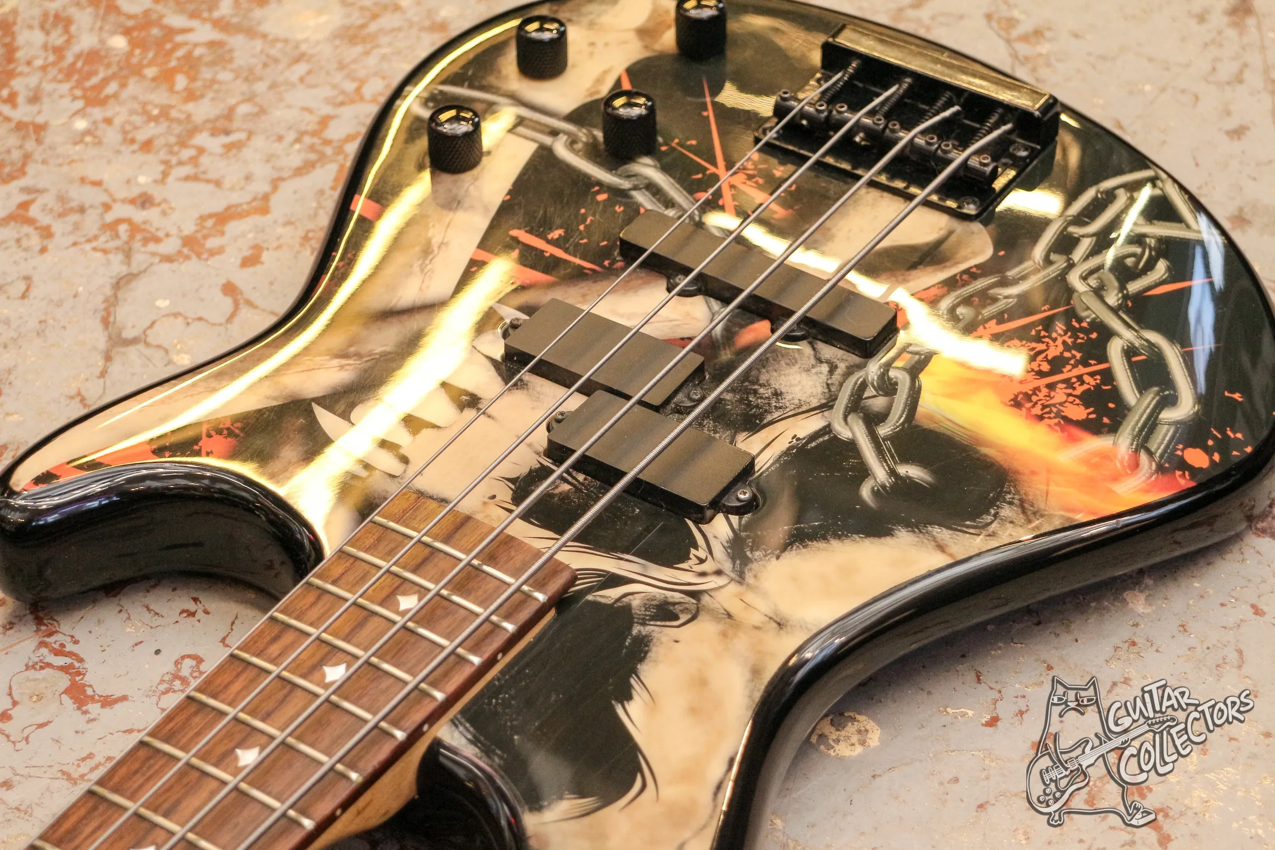 Dean E10APJ Skull PJ Bass
