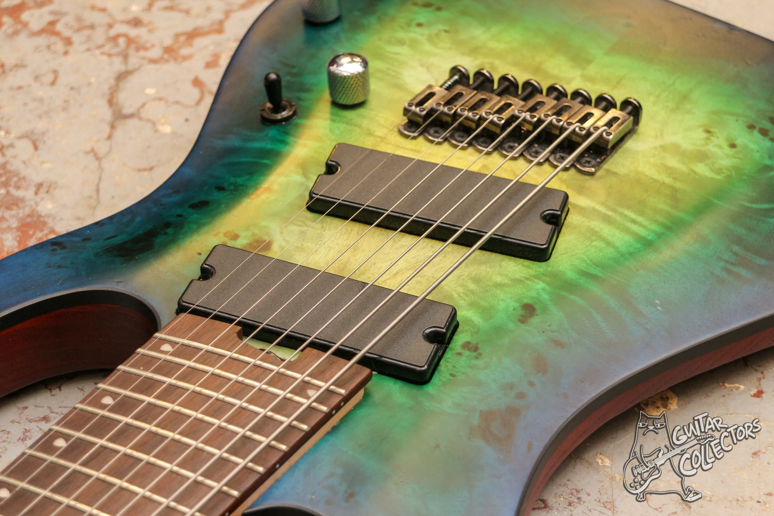 Cort KX508MS Multi Scale Mariana Blue Burst