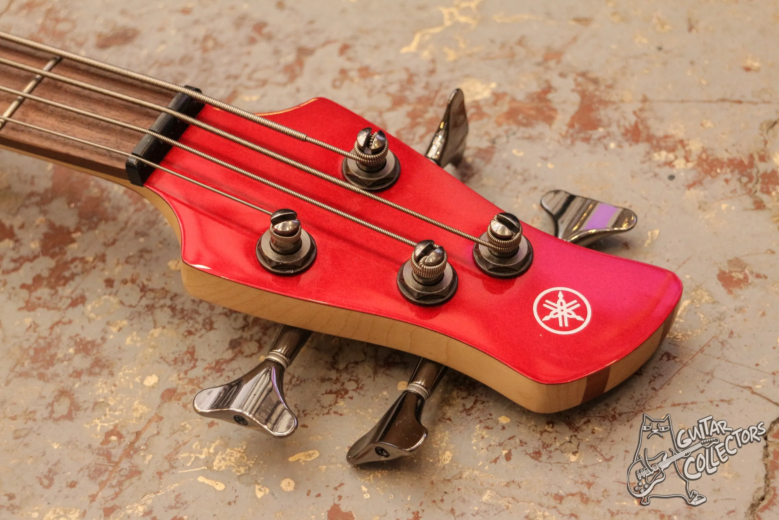 Yamaha TRBX 304 Bass Red