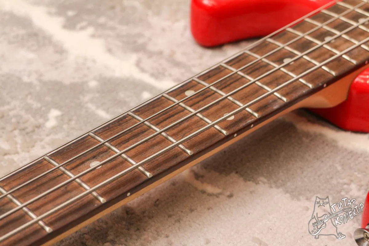 Homage HEB710RD Precision Bass Red