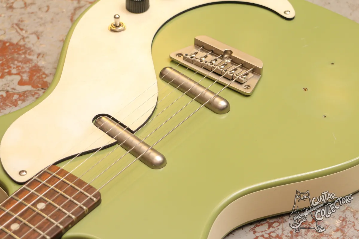 Danelectro DC59 Keen Green