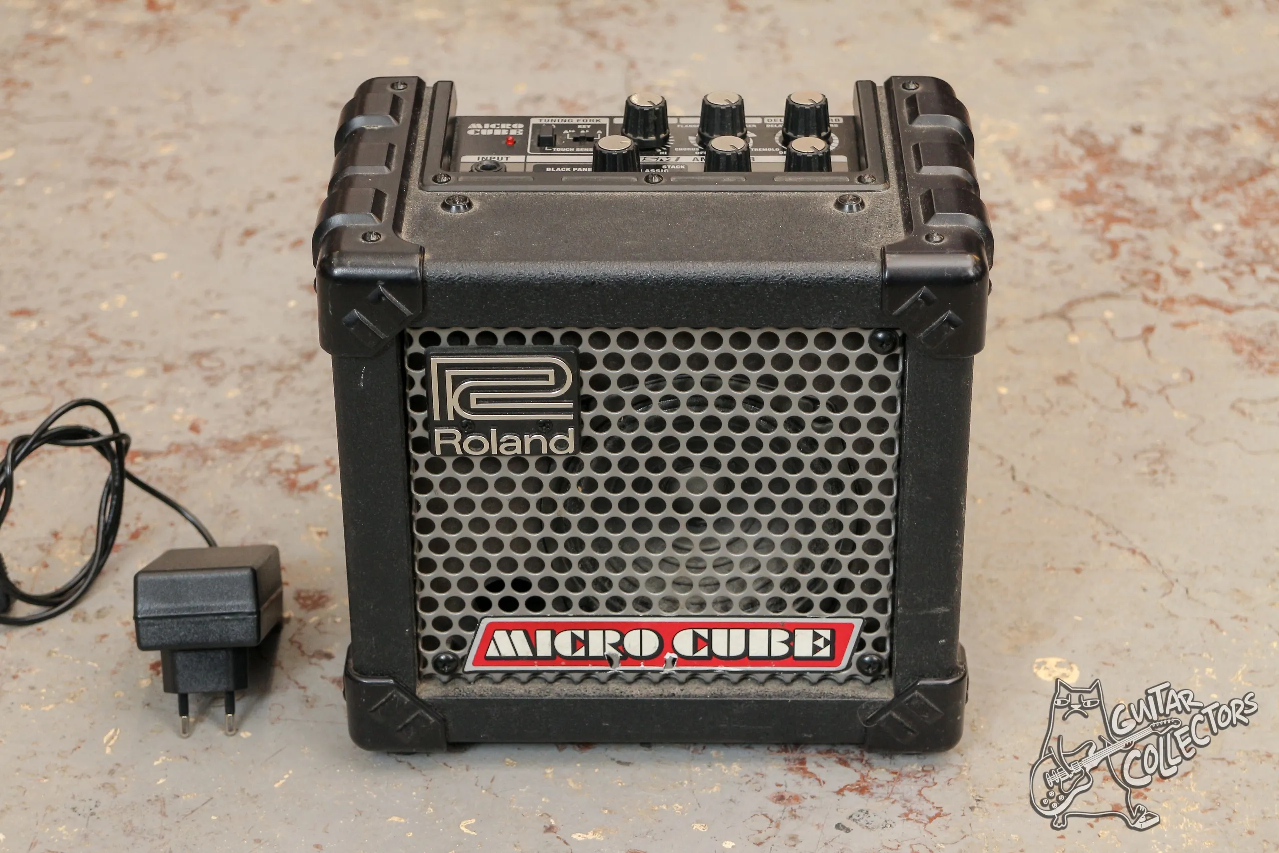 Roland Micro Cube Gutar Combo + Блок Roland