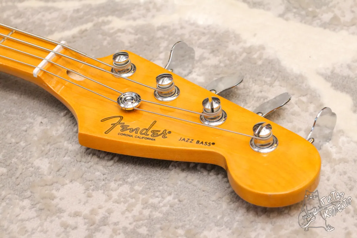 Fender Jazz Bass White Copy