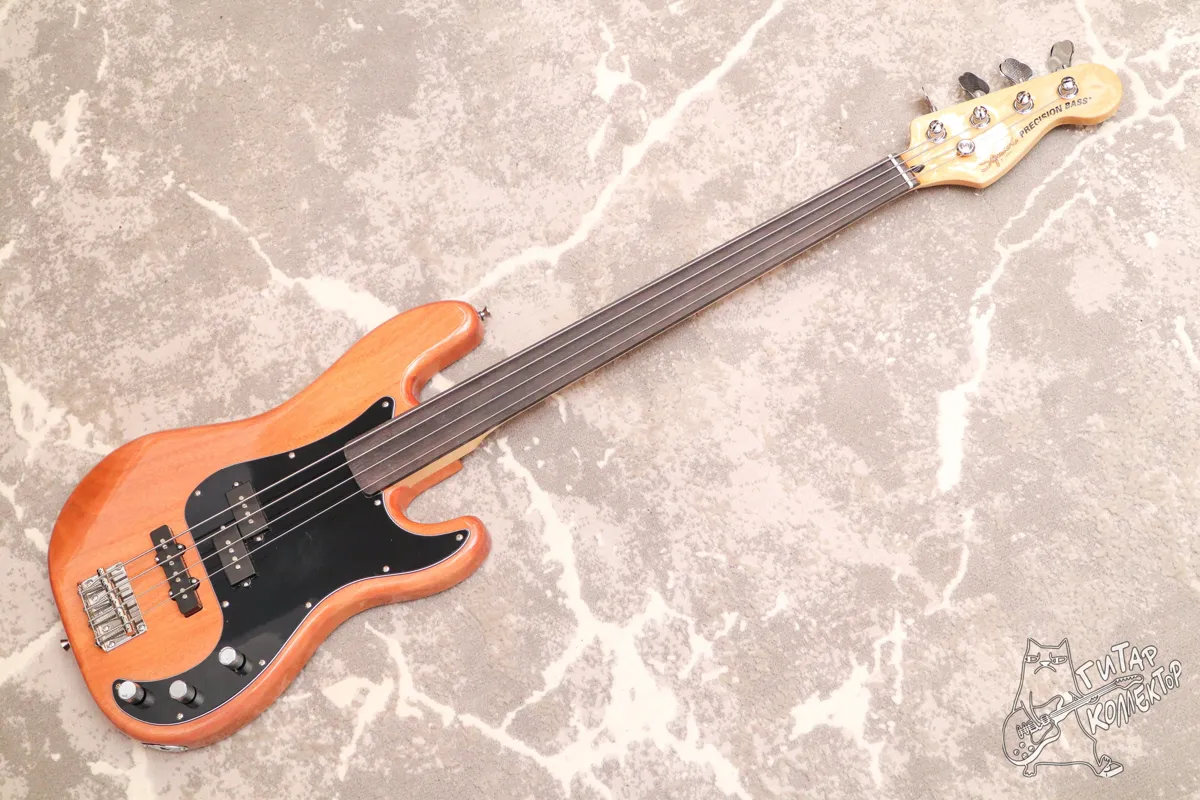 Fender Precision Fretless Bass Copy