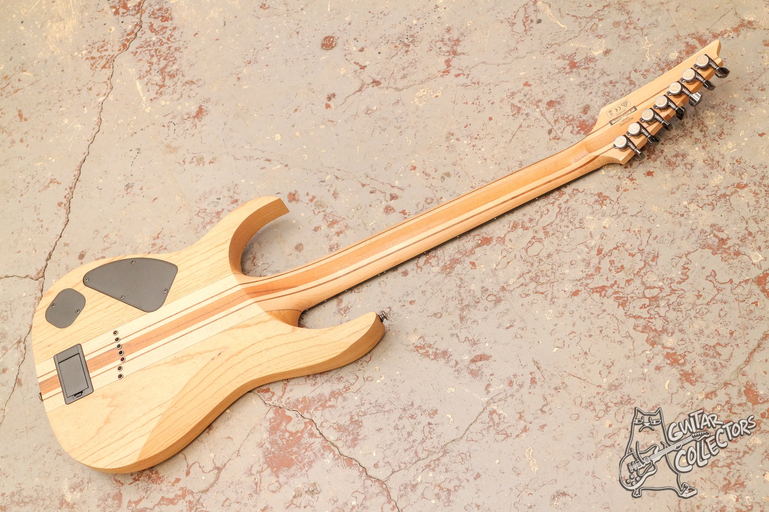 Ibanez RGIT27FE Iron Label 7-str