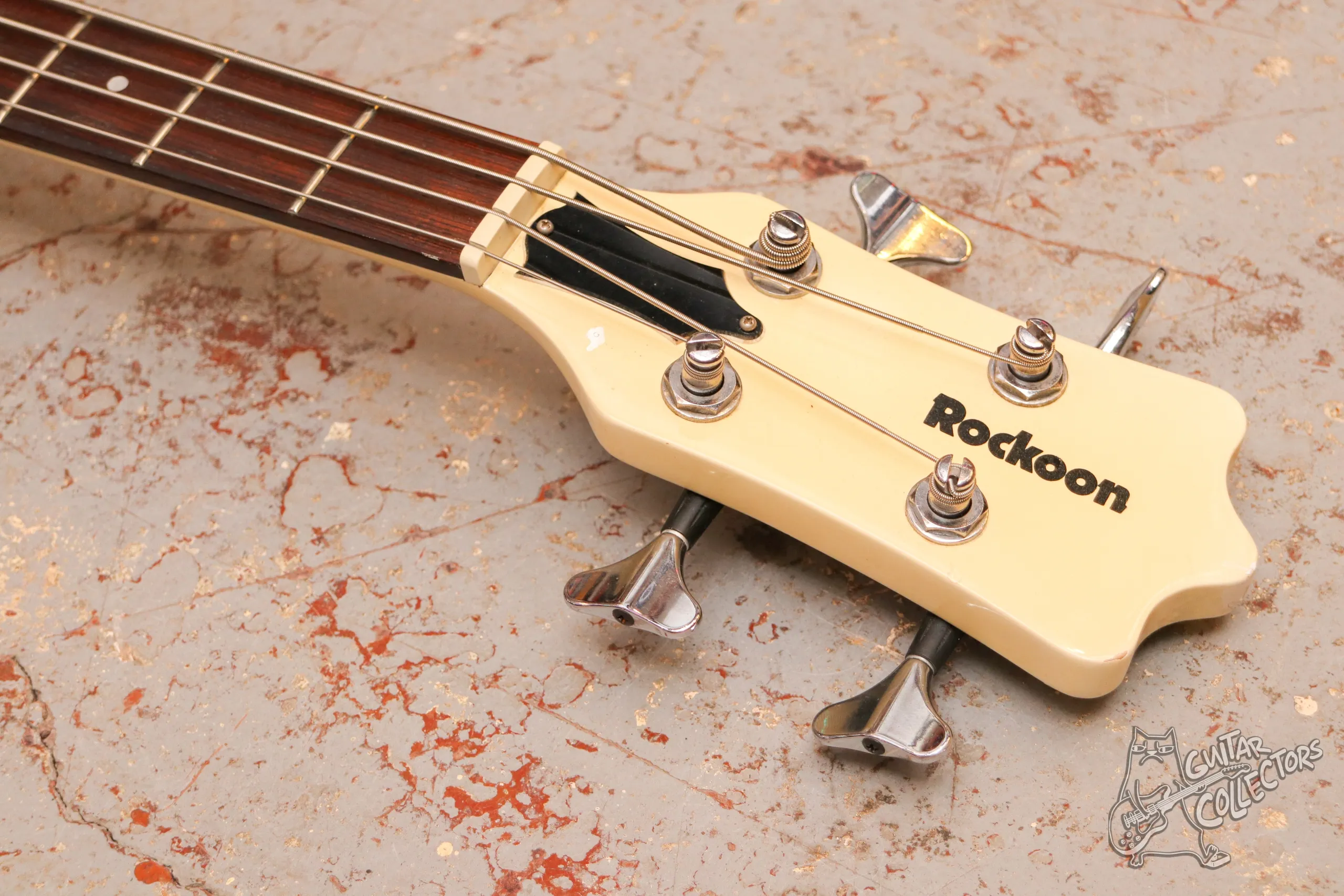 Rockoon by Kawai RCB-50 Les Paul Bass