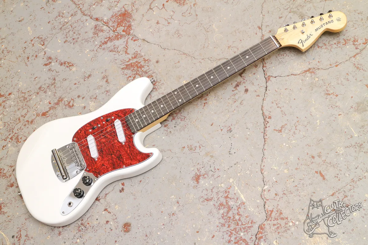 Fender Mustang White Copy