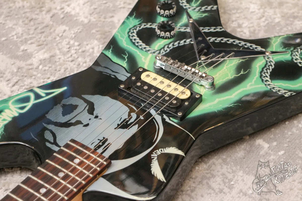 Dean Dimebag Darrel Dime Blade Tribute ML Guitar