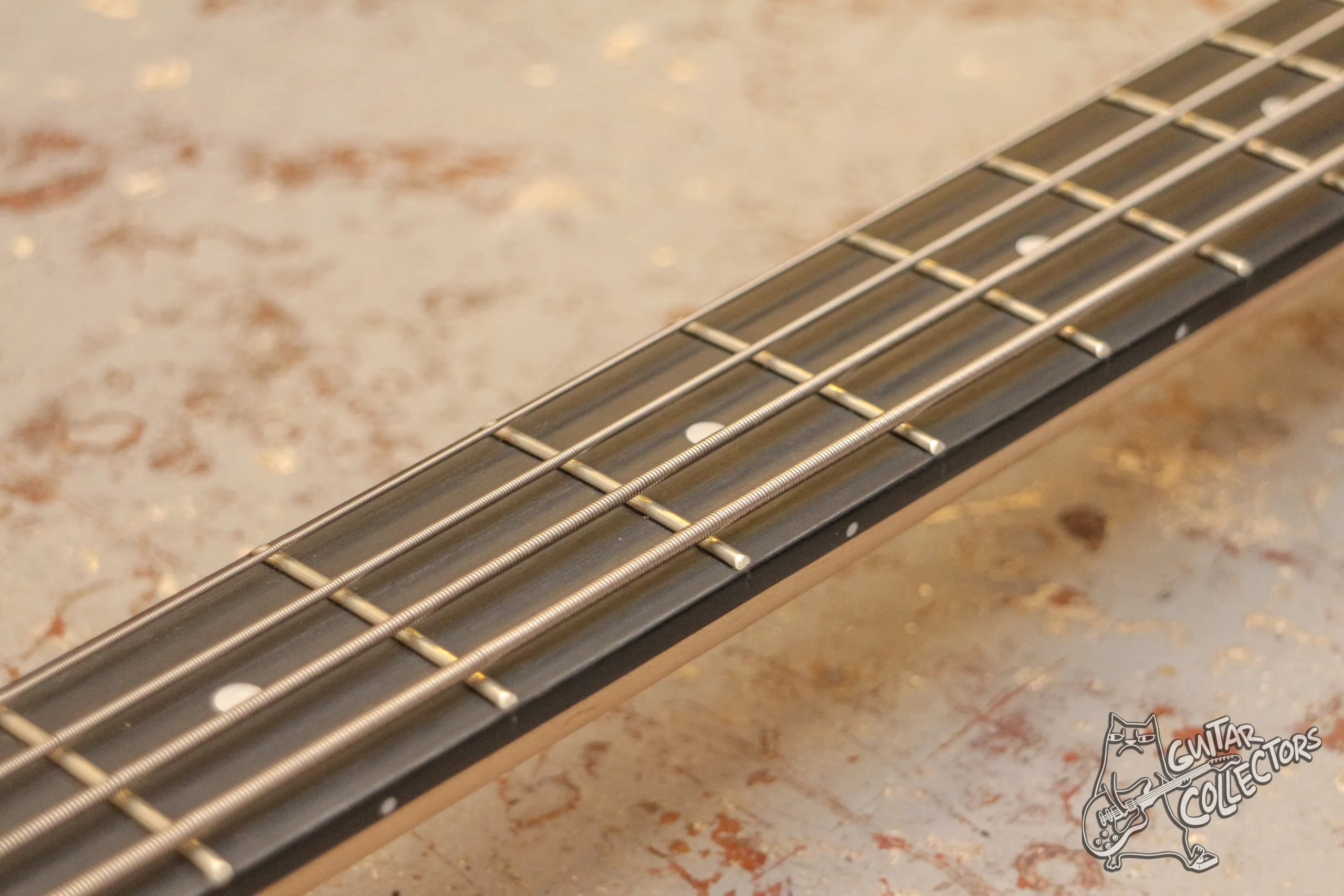 Rockdale Jazz Bass White