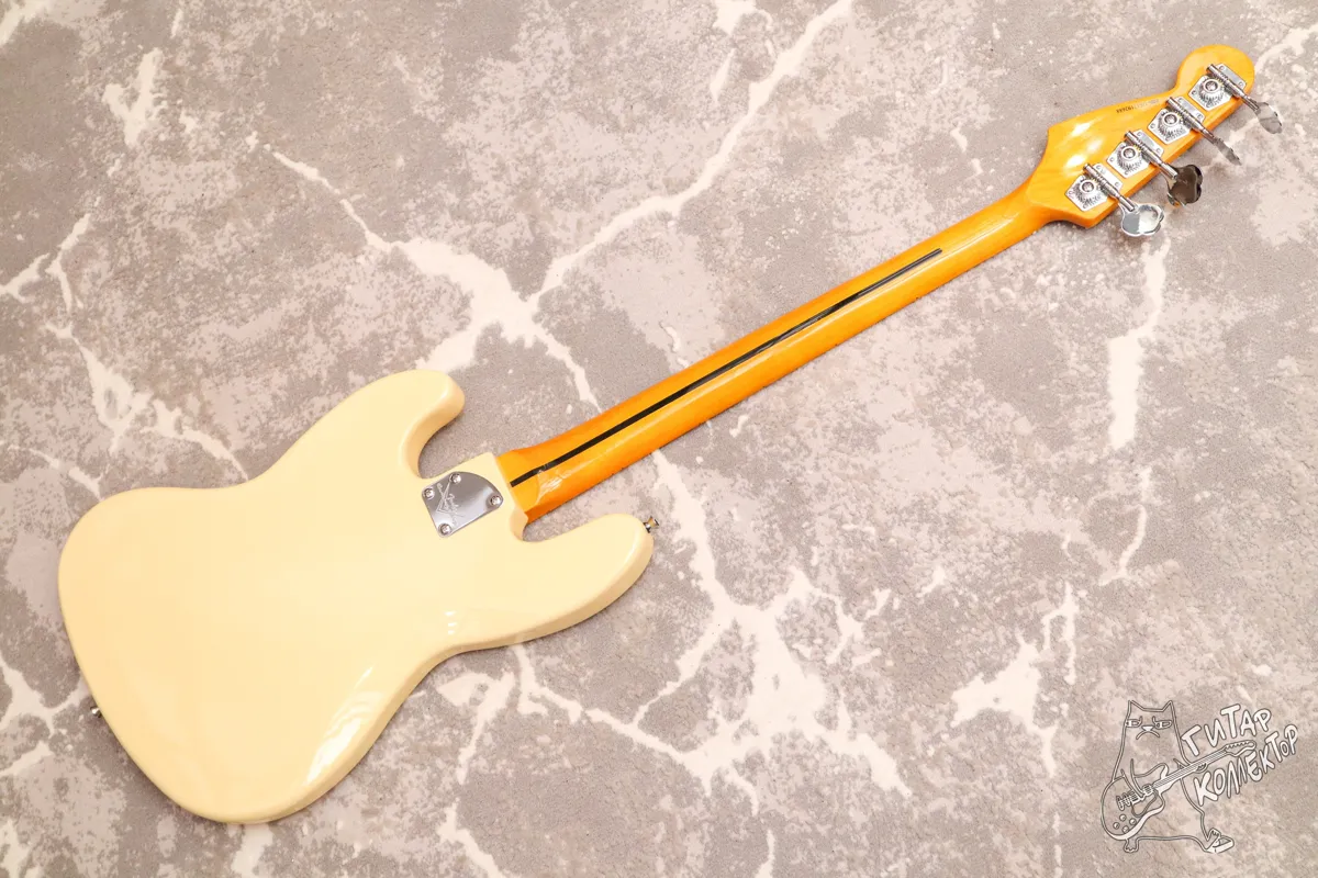 Fender Jazz Bass White Copy