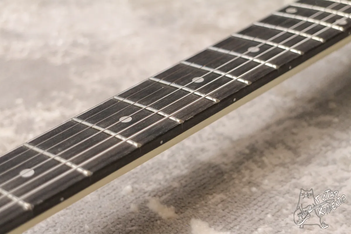 Gibson James Hetfield's Electra Flying V Copy