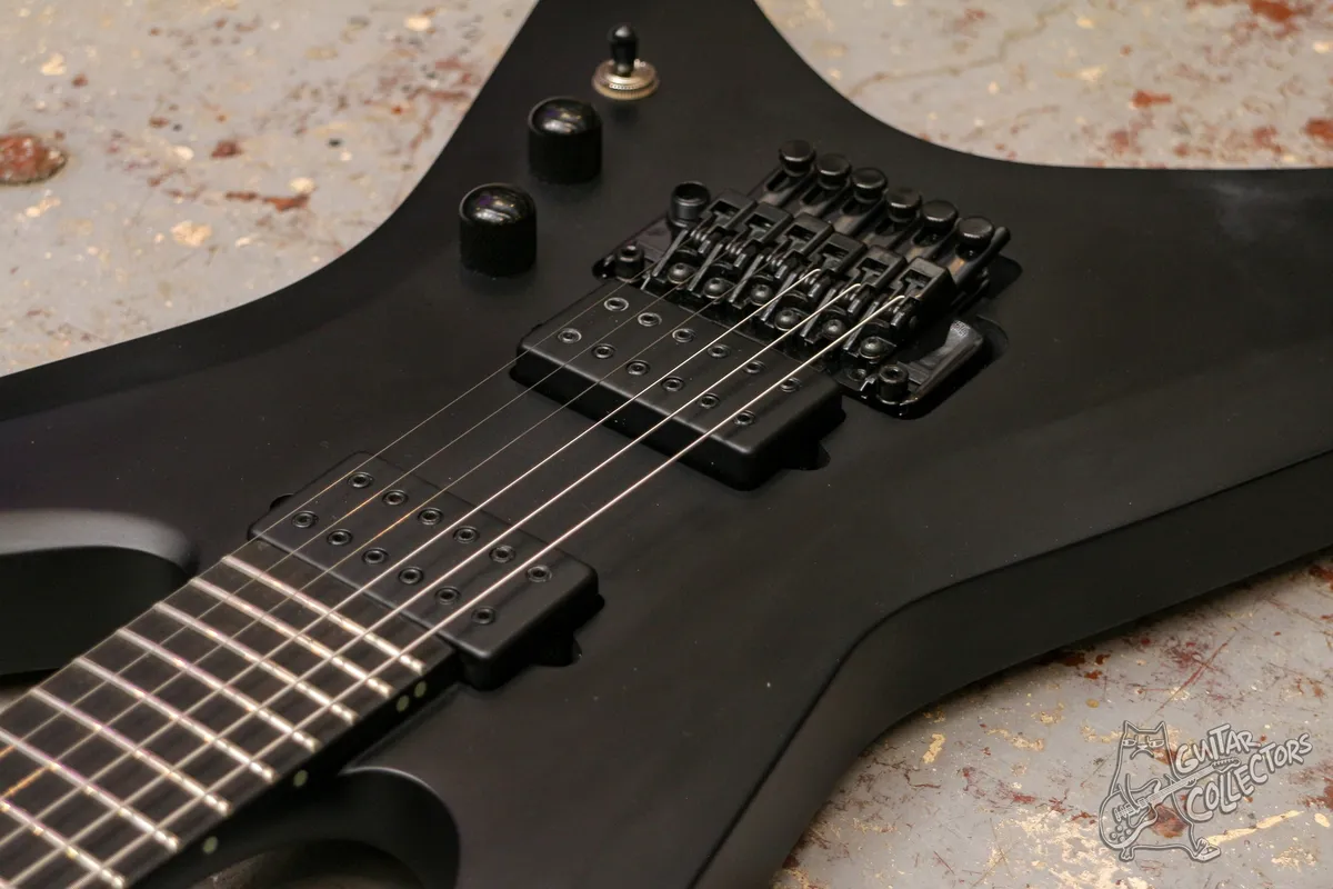 Ibanez Iron Label Xiphos XPTB620 Black Flat