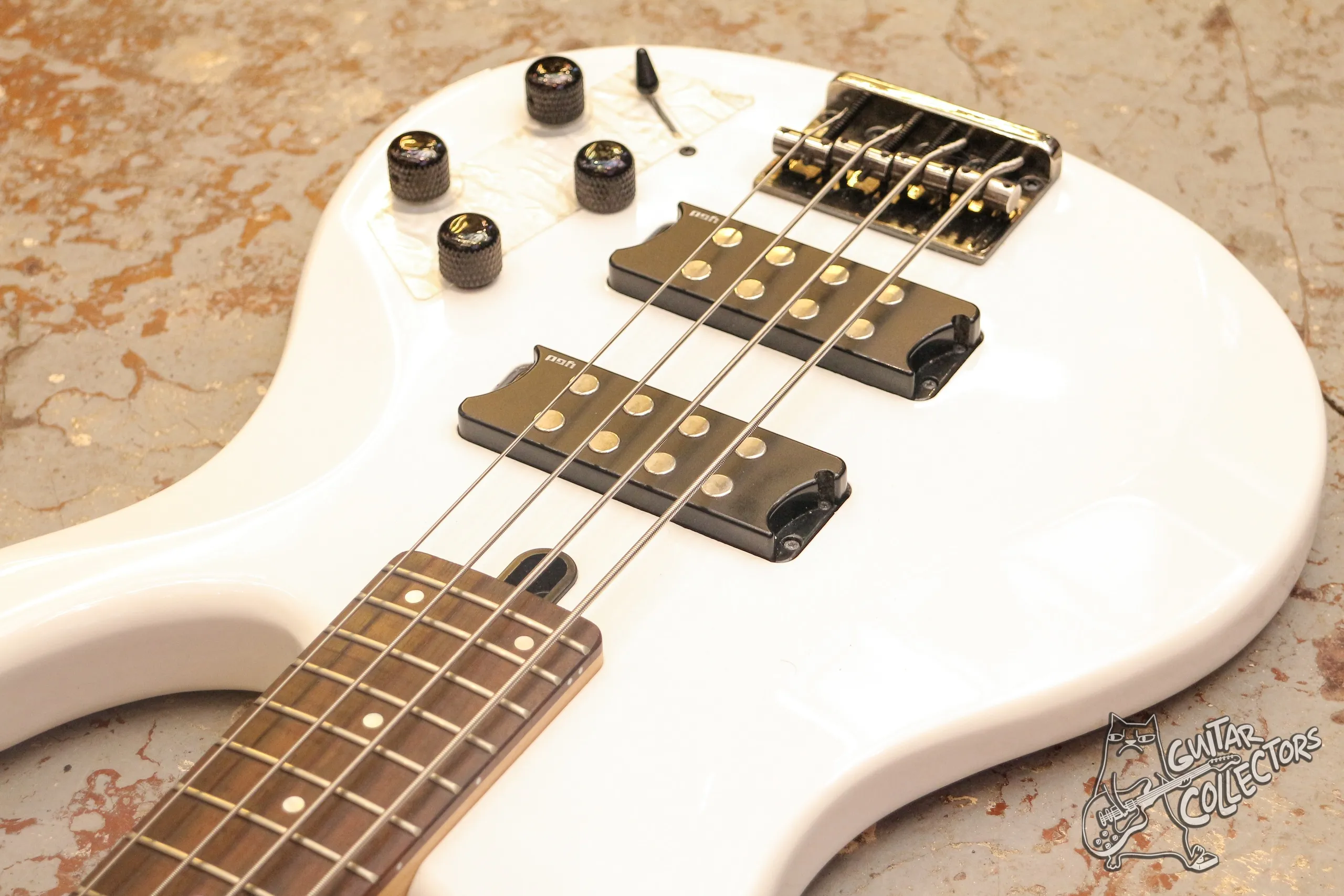 Yamaha TRBX 304 Bass White
