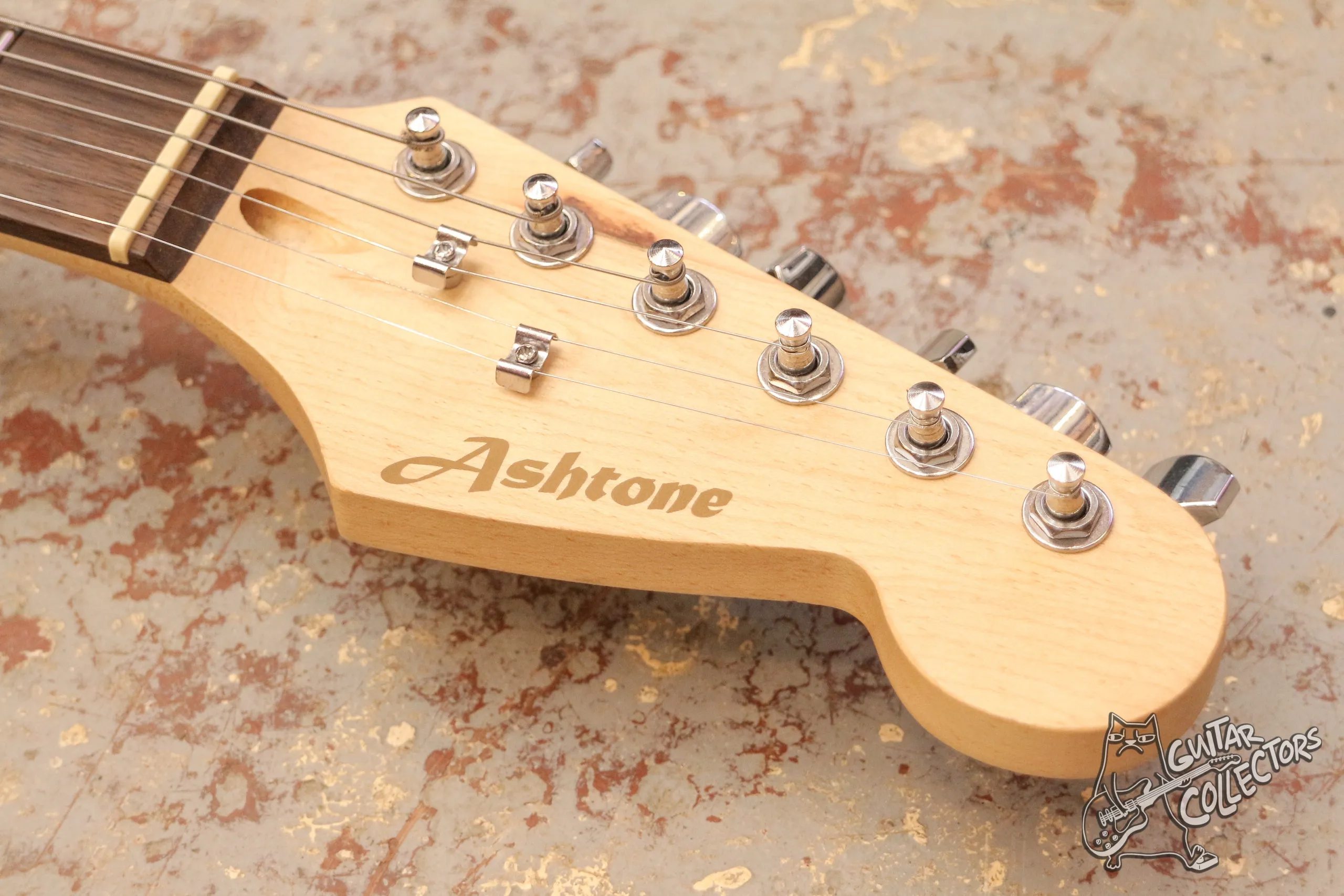 Ashtone ST-200 Stratocaster HSS