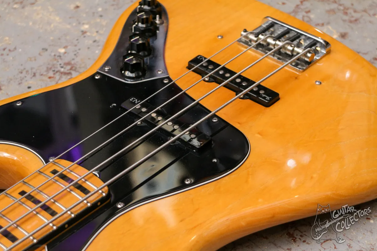 Fender Jazz Bass American Deluxe IV Ash