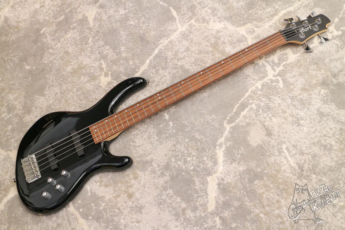 Cort Action V 5-Str Bass