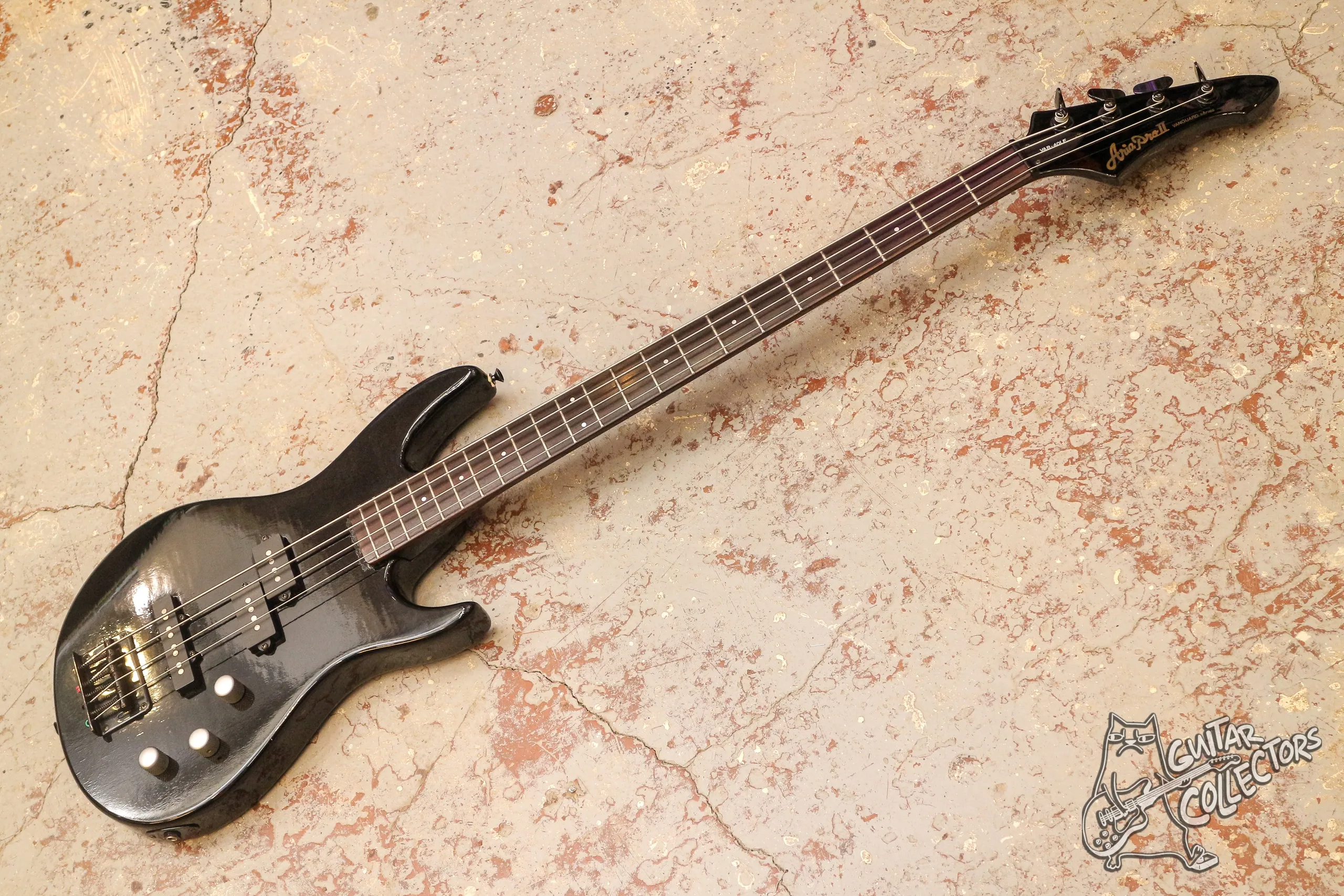 Aria Pro II Vanguard VAB-40LE Bass