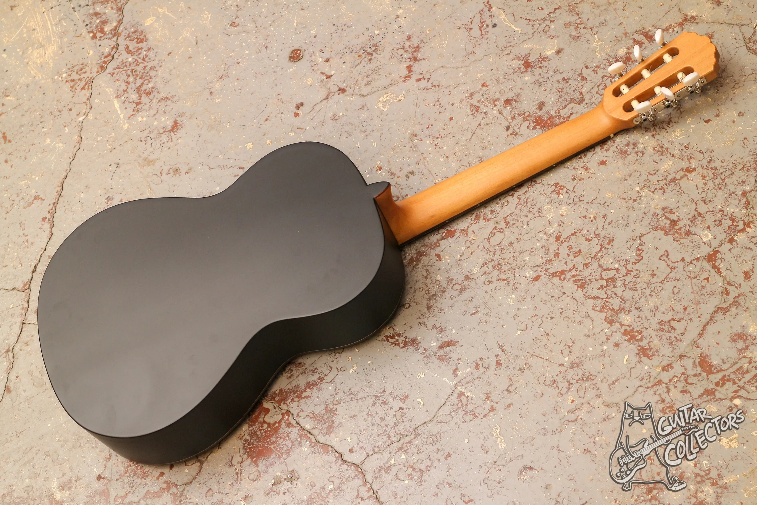 Alhambra Classical Student 1C Black Satin NEW