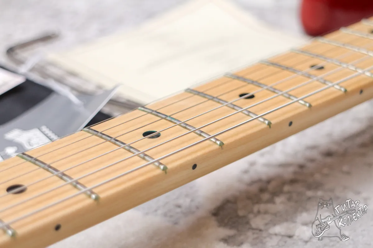 Fender American Elite Stratocaster Aged Cherry Burst