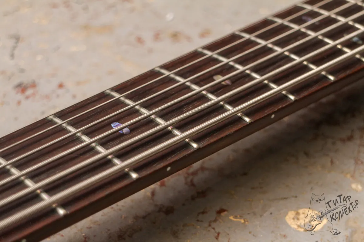 Ibanez SR506E 6-Str Bass