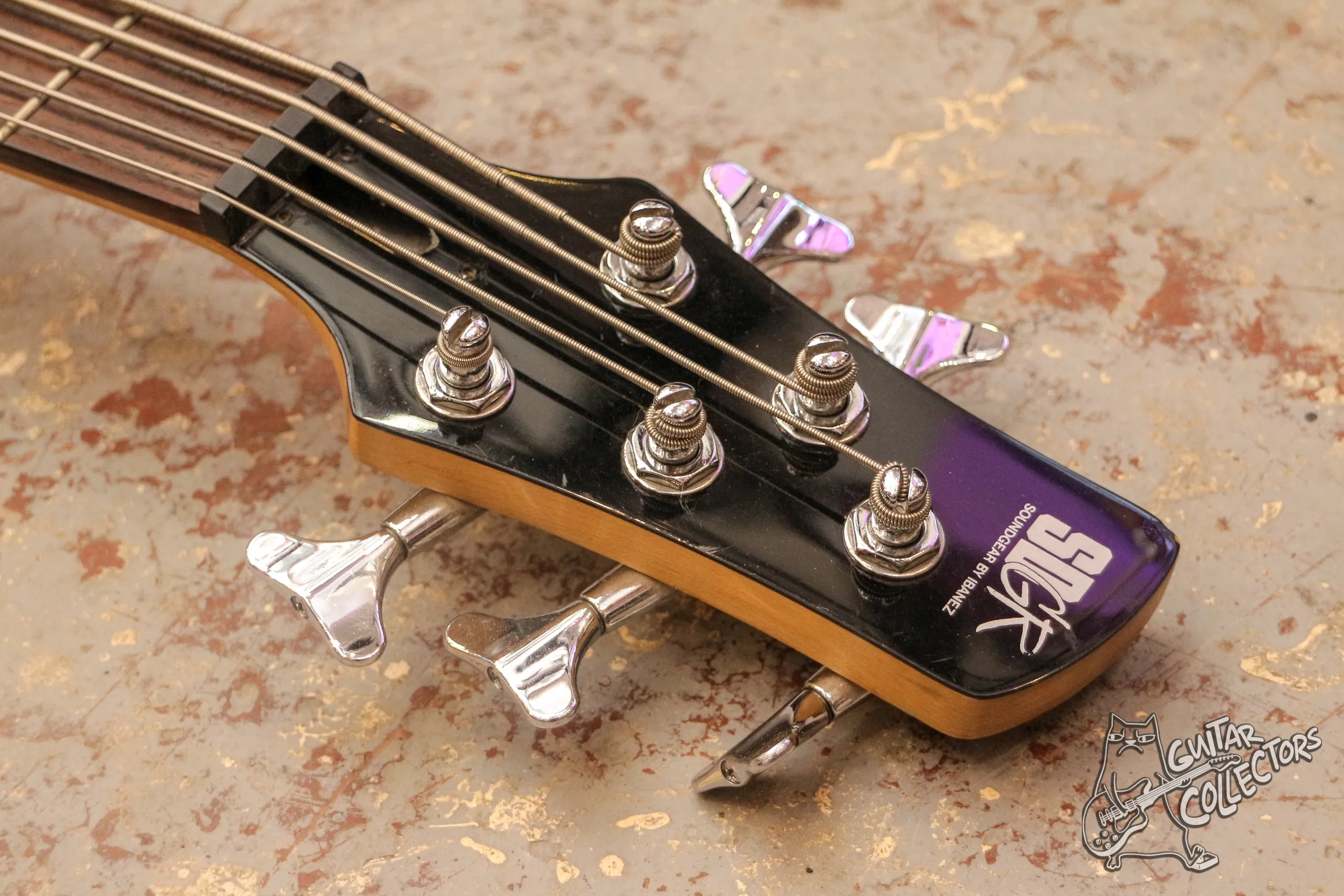 Ibanez SRX 305 5-str Bass