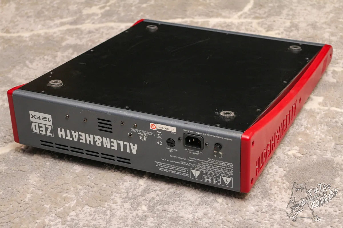 Allen & Heath ZED 12 FX Микшерный пульт