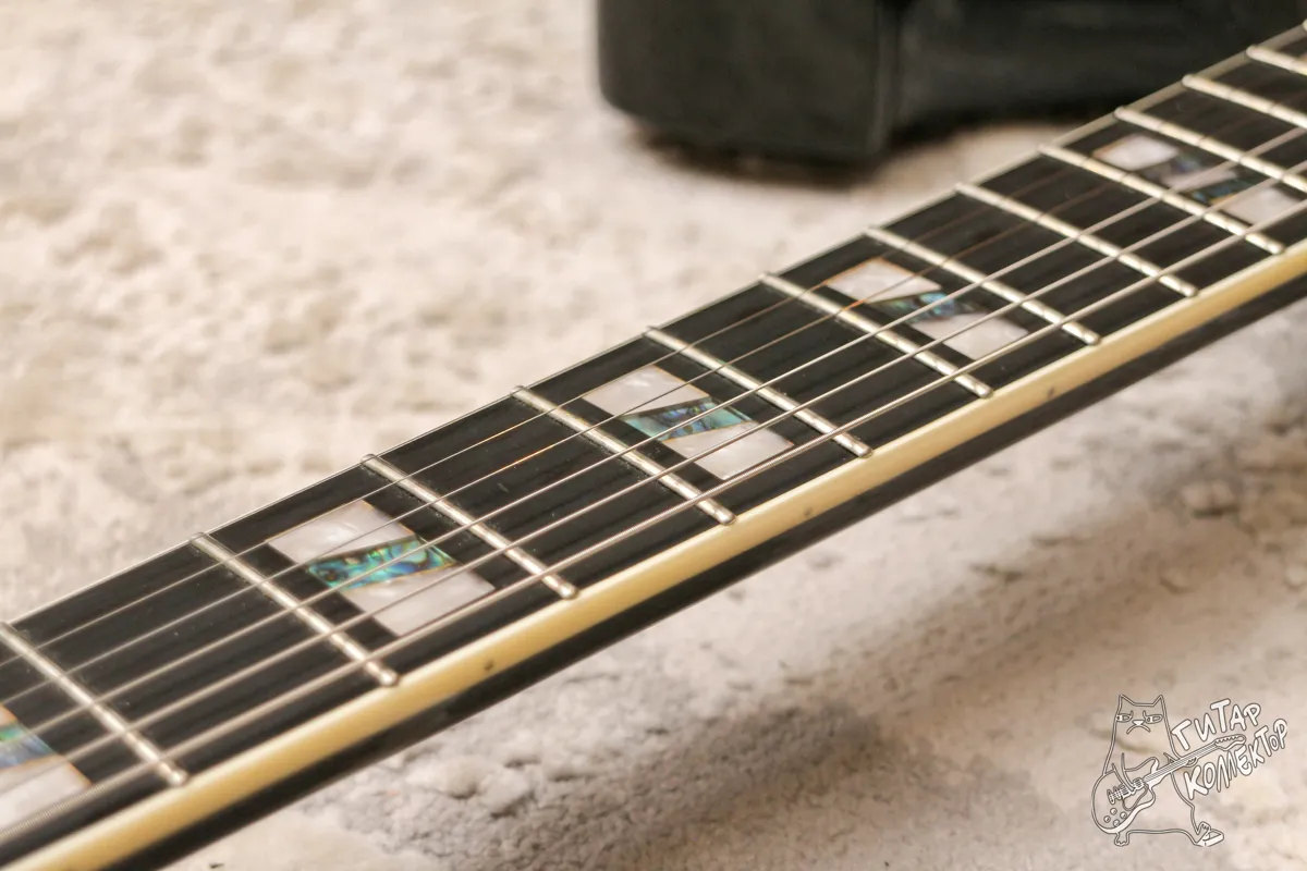 Ibanez Iceman Cracked Mirror Paul Stanley Copy
