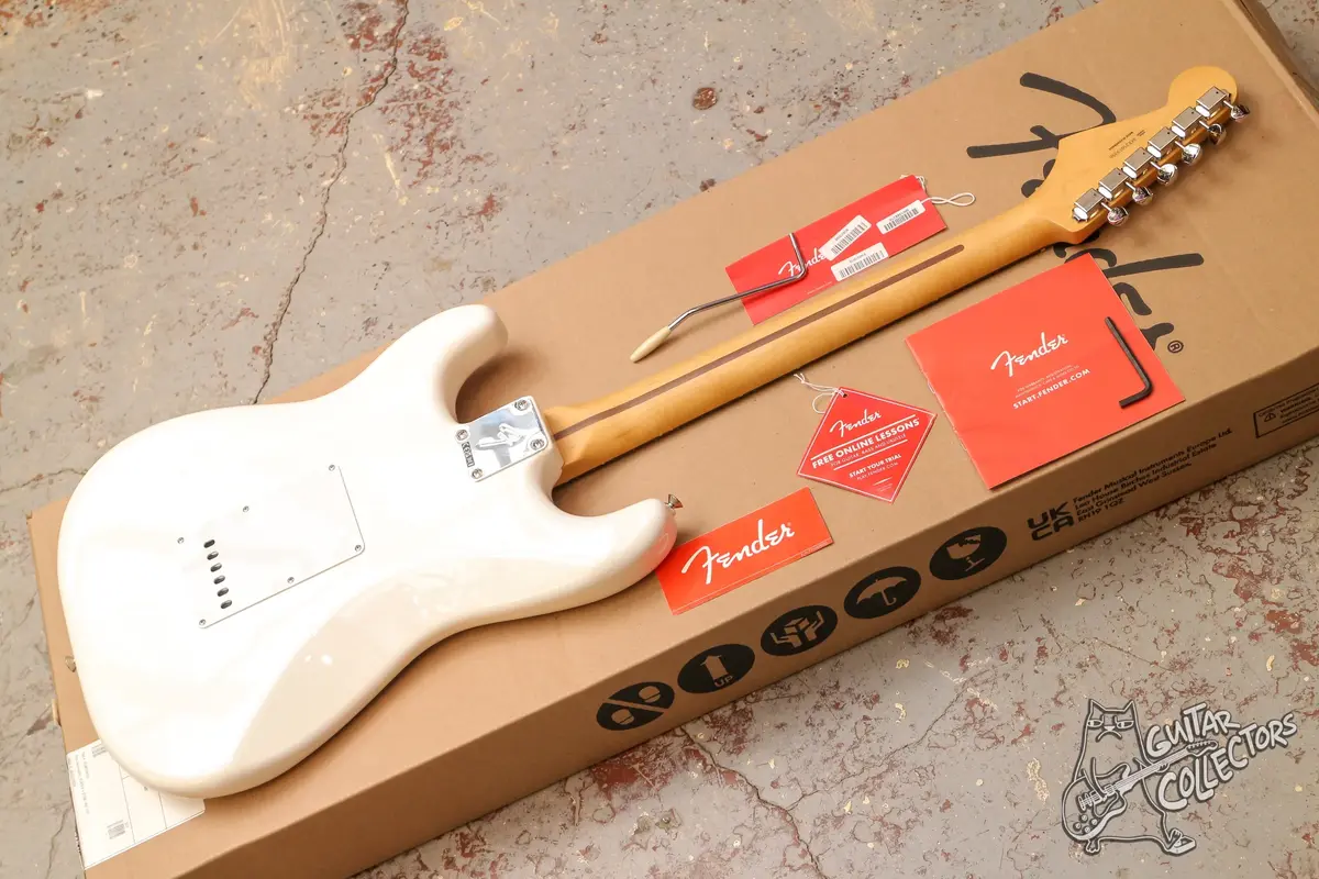 Fender Player II Stratocaster Polar White