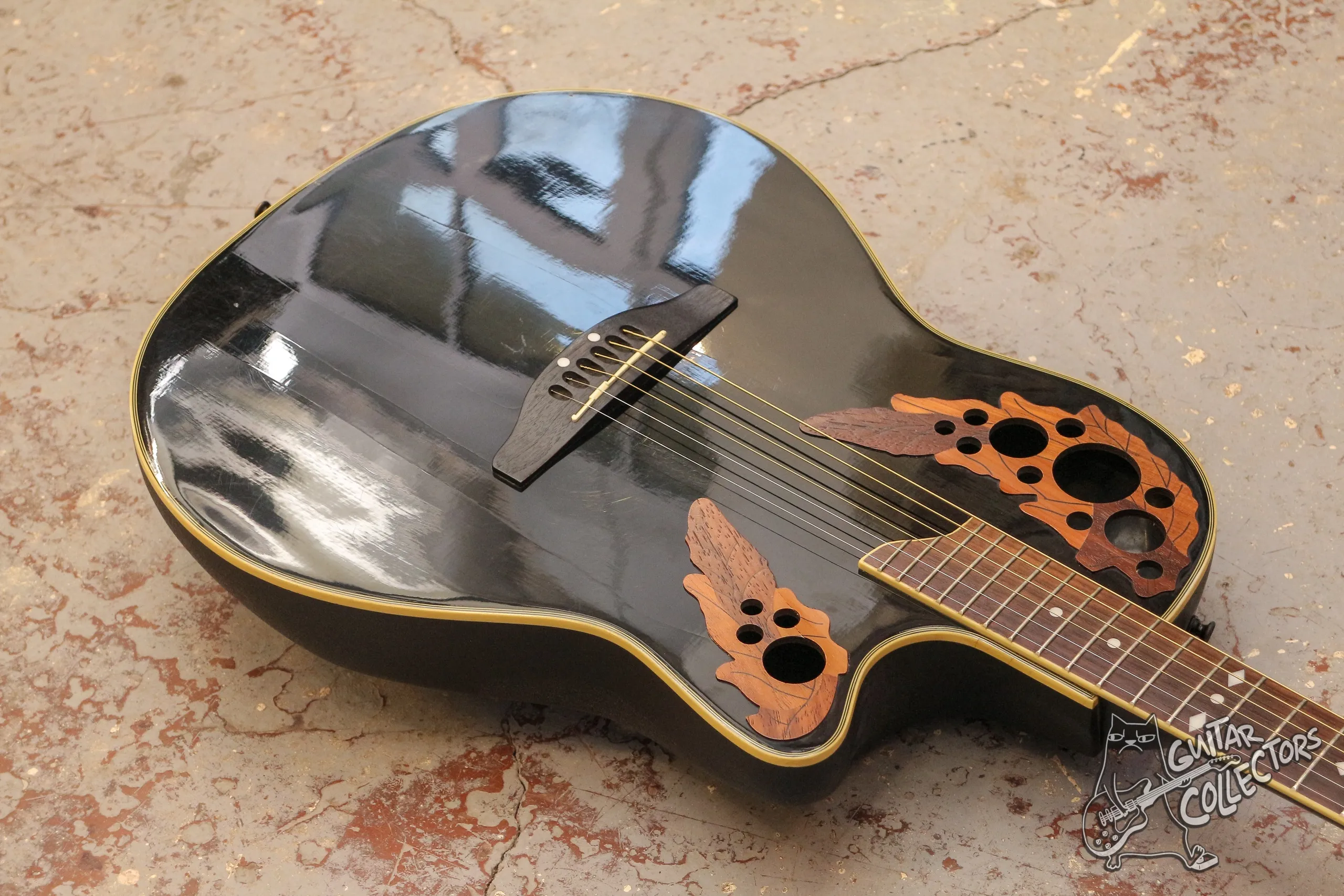 Ovation Celebrity Black
