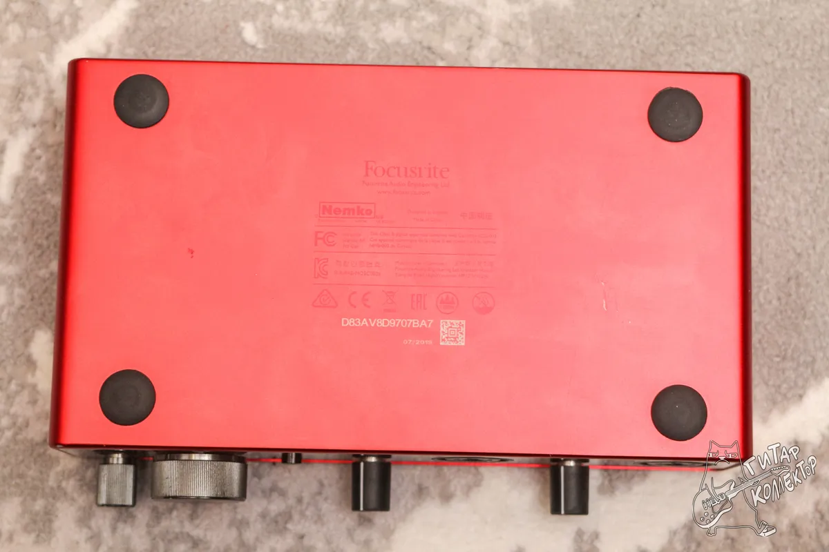 Focusrite Scarlett 4i4 3rd Gen Usb аудиоинтерфейс