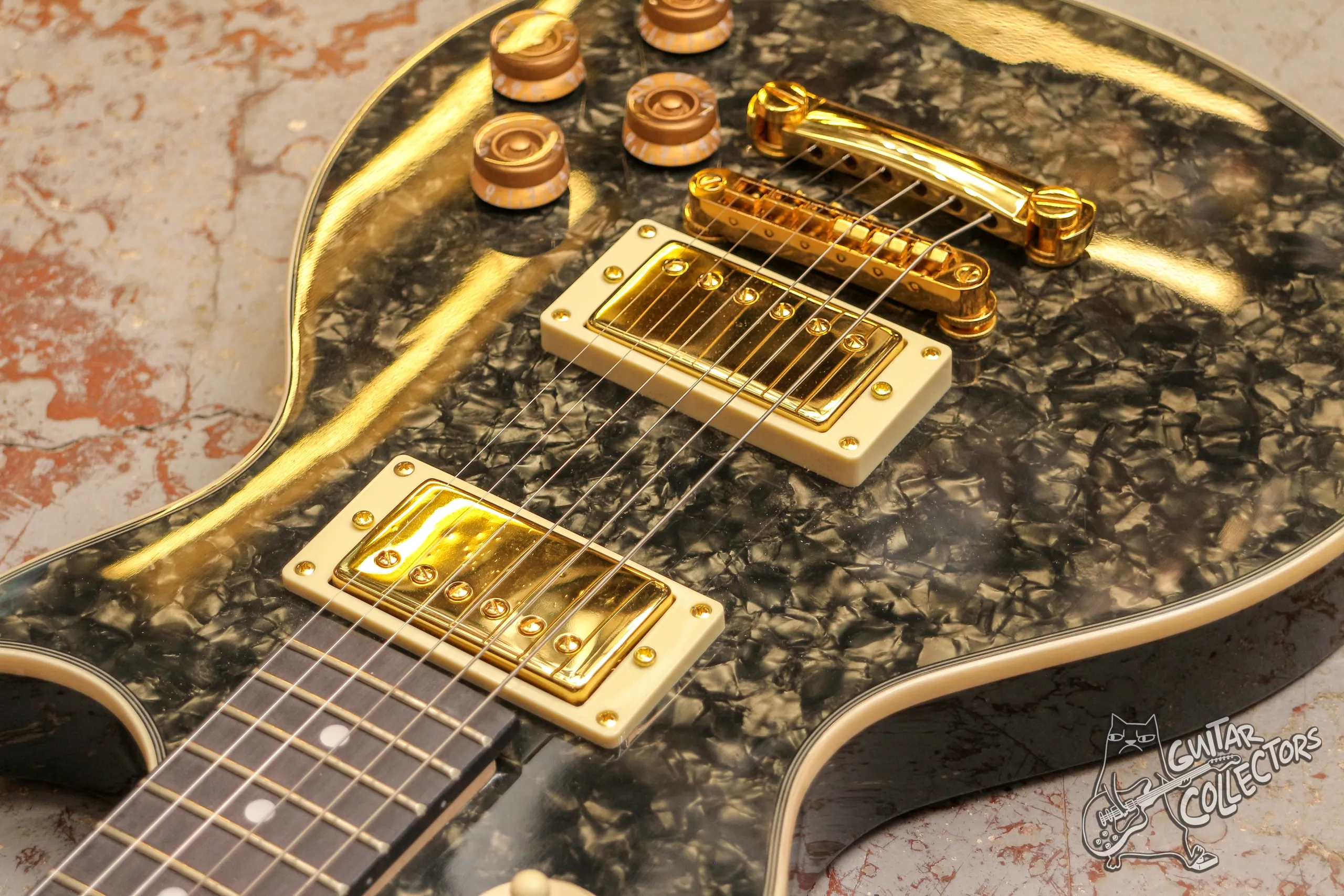 Caraya E-232FT Black Les Paul