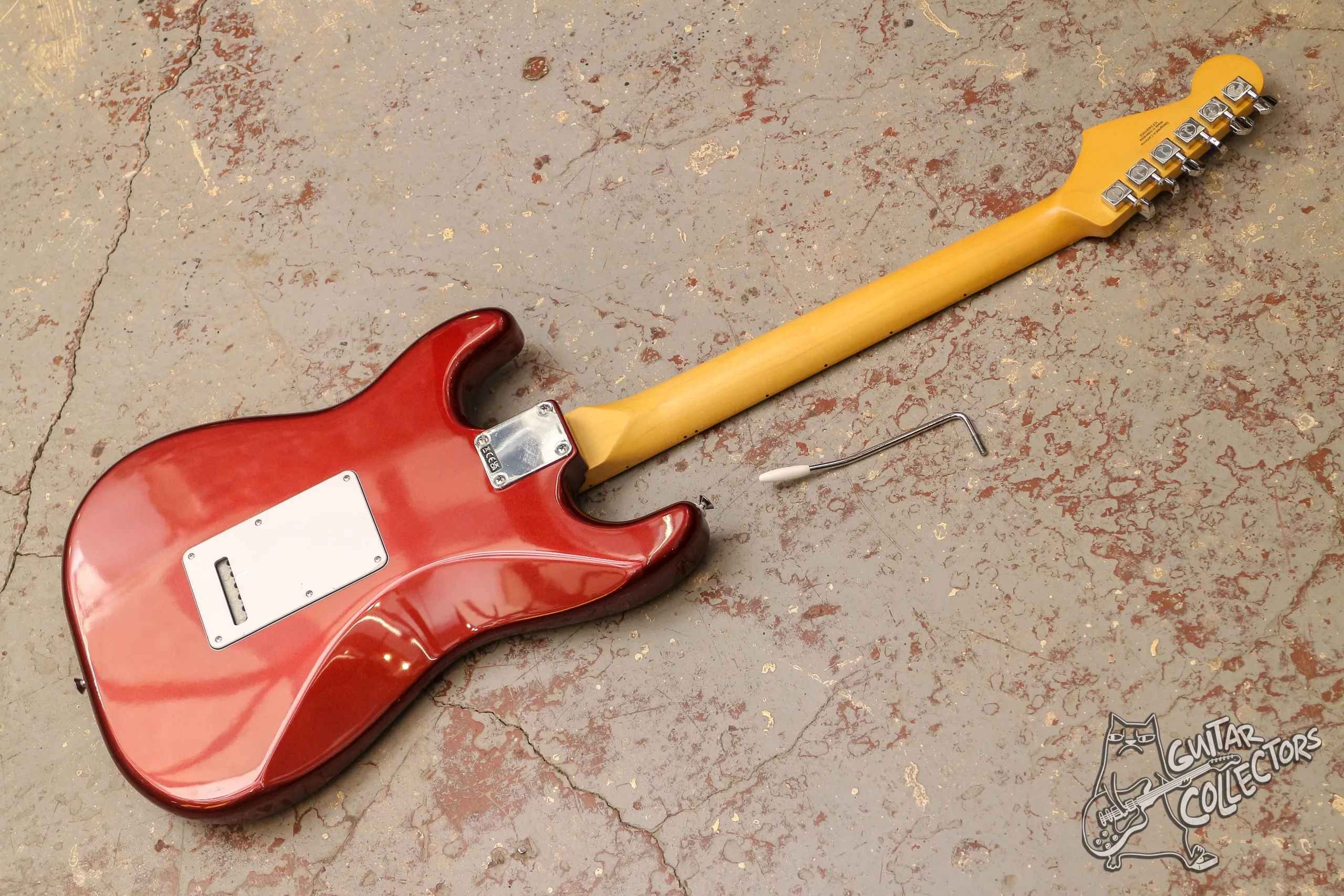 Fender Standard Stratocaster MN Candy Cola NEW
