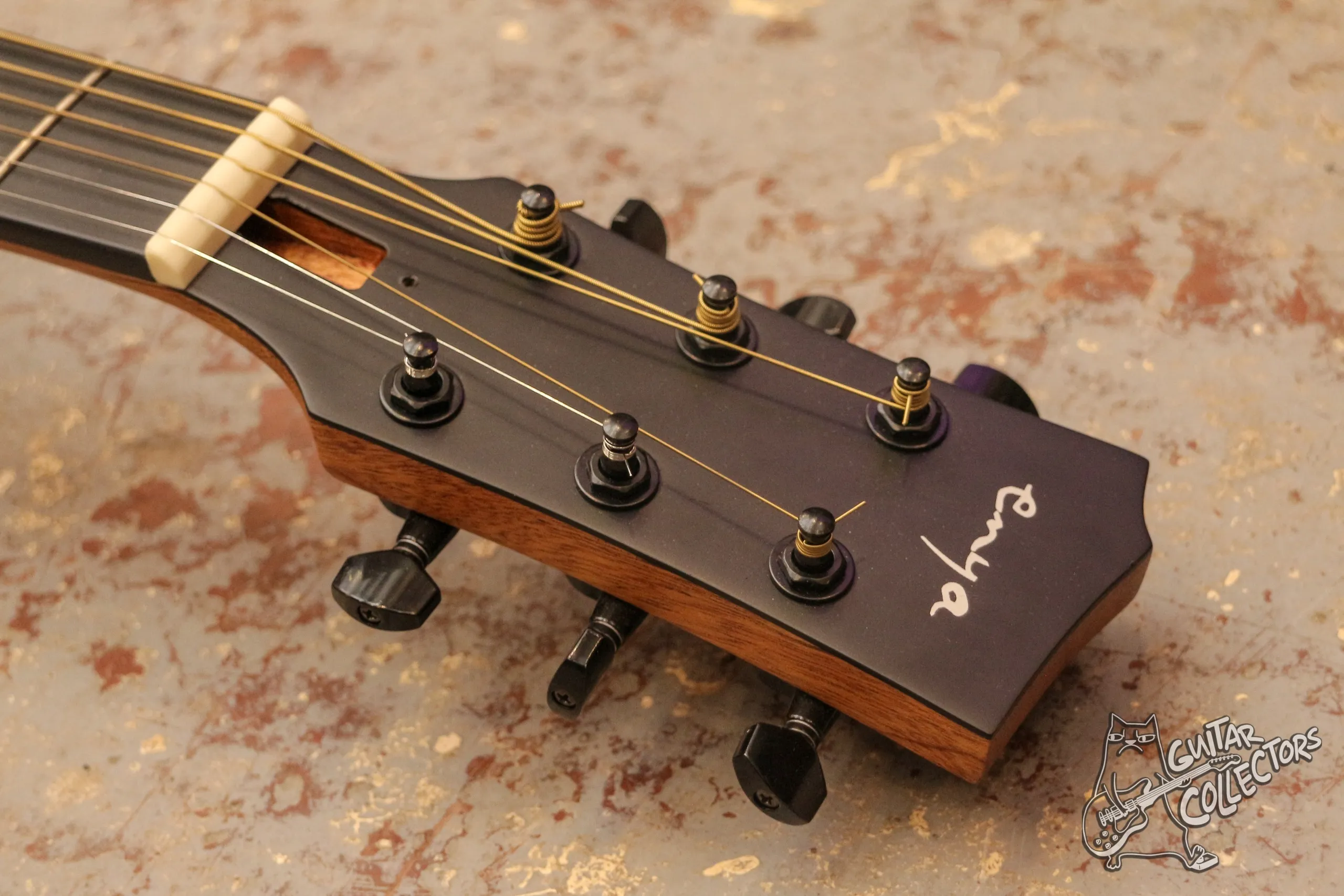 Enya EA-X1EQ+ Электроакустическая Гитара