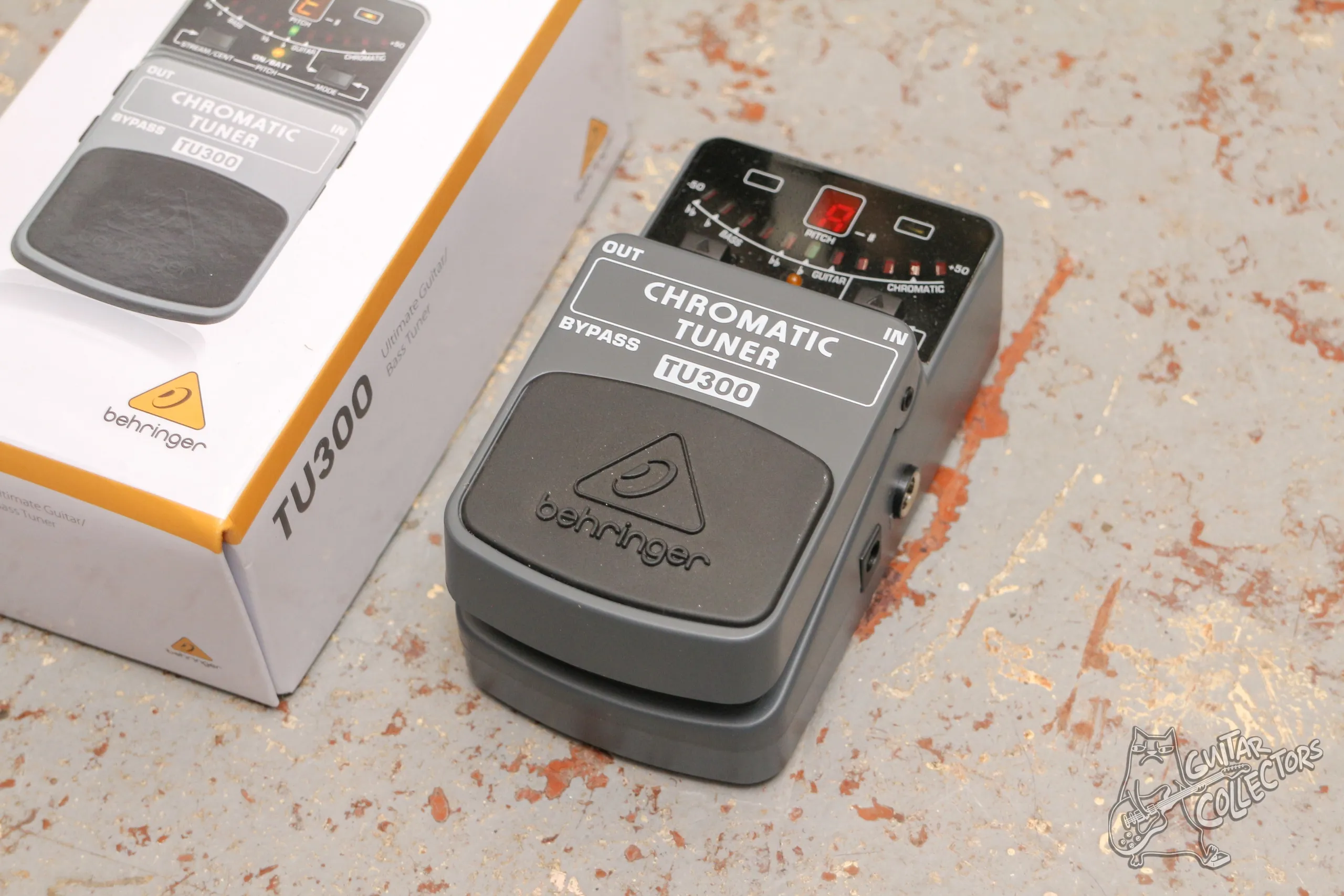 Behringer Chromatic Tuner TU 300