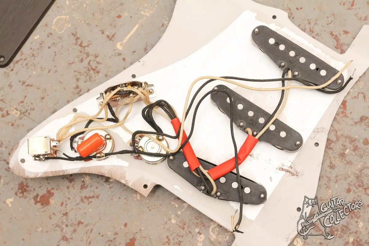 Strat Loaded Pickguard SSS Alnico V