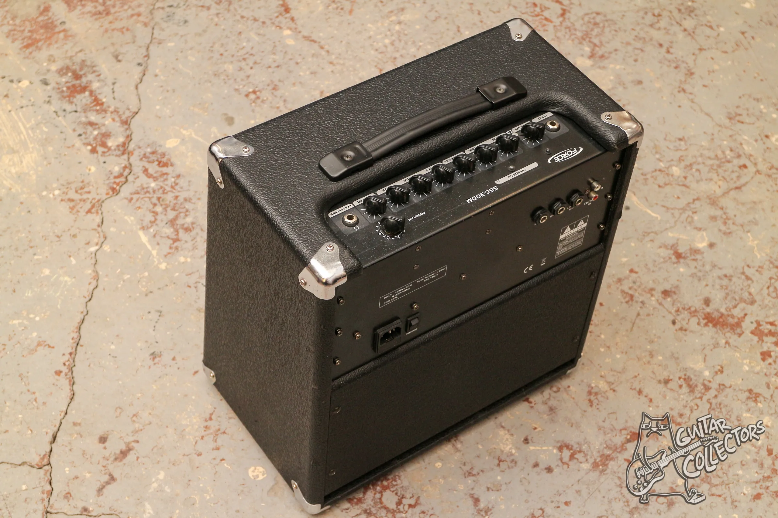 FORCE SGC 30 DM Guitar Combo